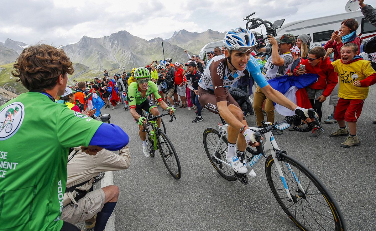 Bardet: “Urán no da relevos y se limita a buscar bonificaciones”