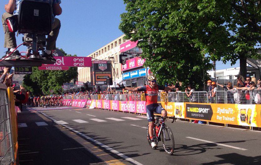 Giro de Italia 2017 / 5º etapa / Pedara - Messina / 159 km