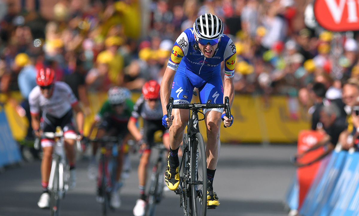 Dan Martin terminó sexto el Tour con dos vértebras fracturadas