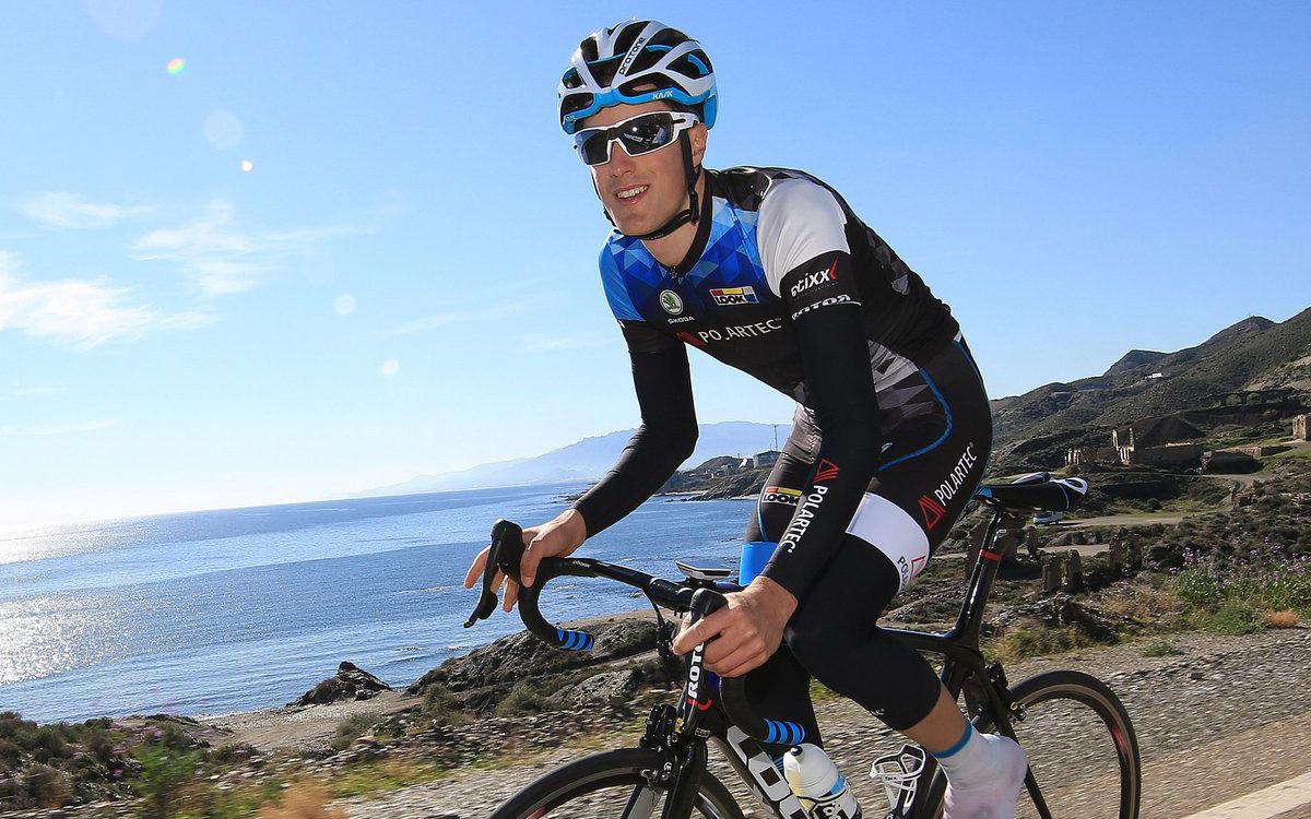 Bou será stagiaire del Nippo; Polonia, plagado de estrellas