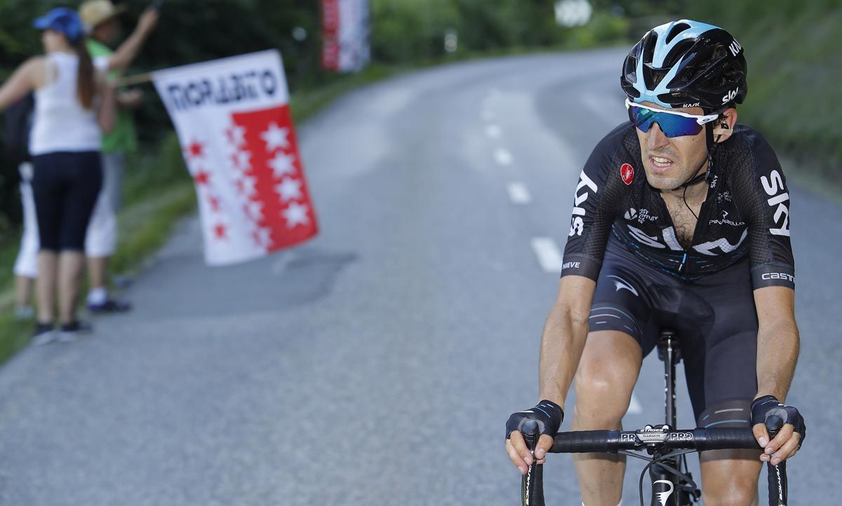 Mikel Nieve con Orica-Scott hasta 2019