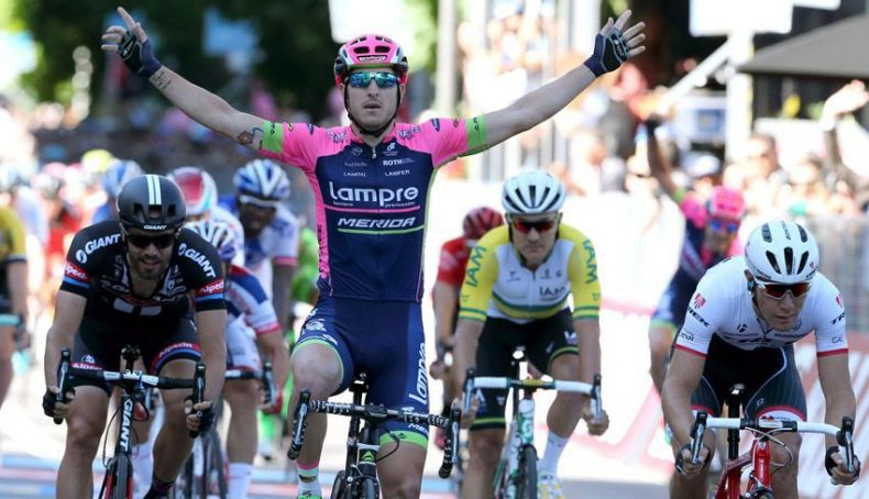 article giro italia 2015 etapa 17 sprint victoria modolo 5565f1af7f331