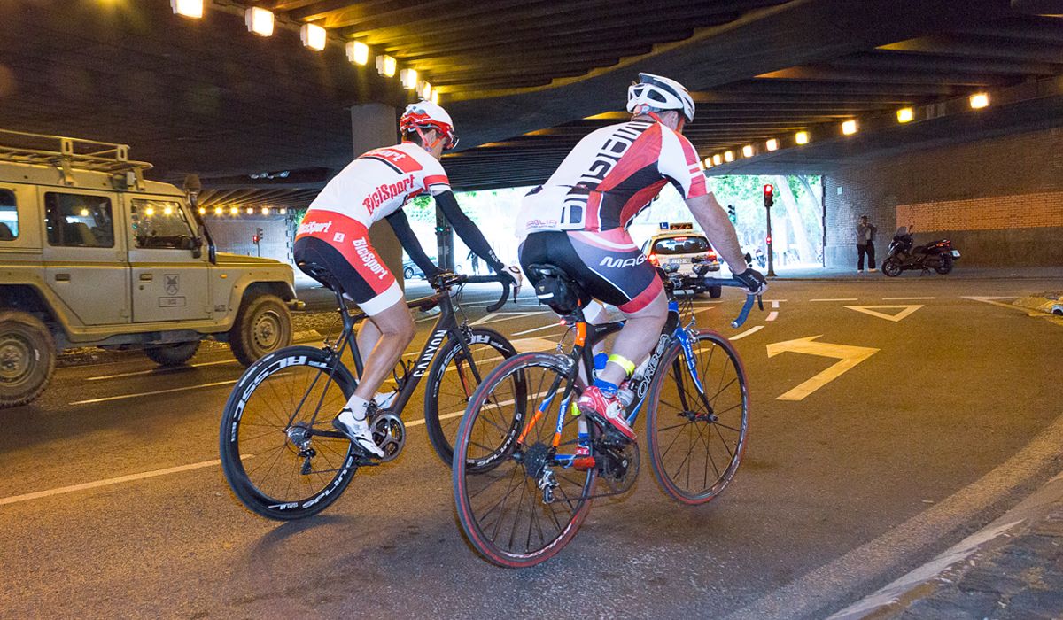 Puntualizaciones sobre las normas de la DGT de obligado cumplimiento para el ciclista