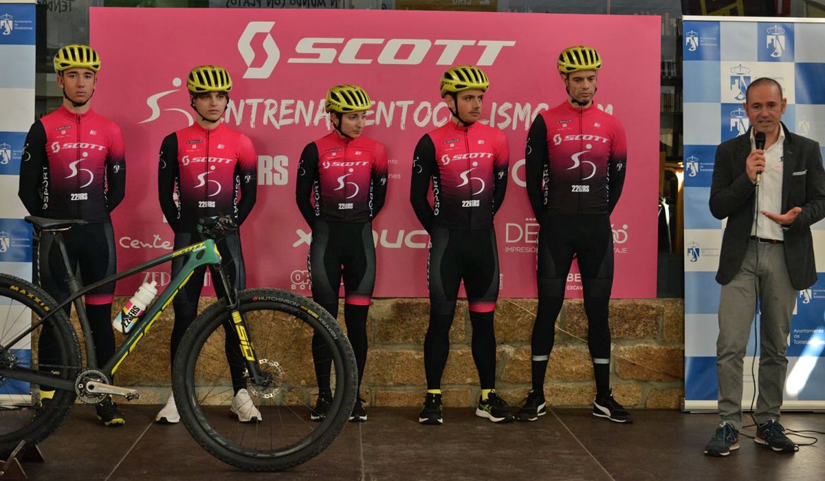 Presentación de la Escuela y el equipo de competición de MTB del club EntrenamientoCiclismo