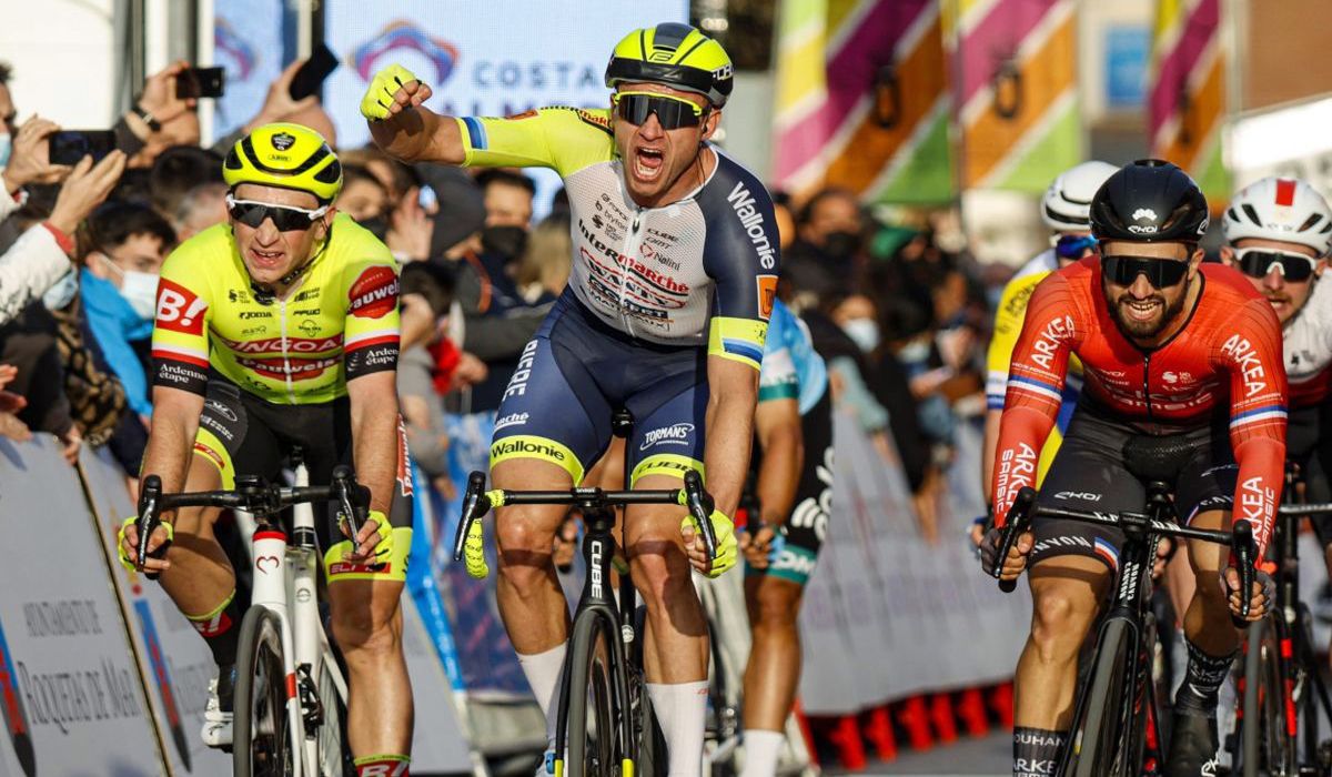 Alexander Kristoff celebrando su victoria en la pasada edición