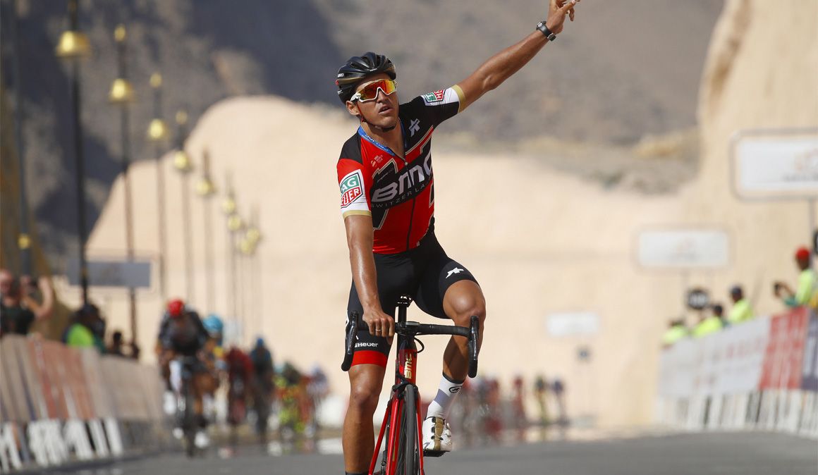 Van Avermaet domina en Wadi Dayqah y es nuevo líder del Tour de Omán