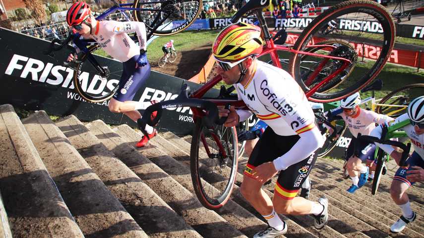 Felipe Orts ha sido el representante nacional más destacado en la jornada final del Mundial de Ciclocross.
