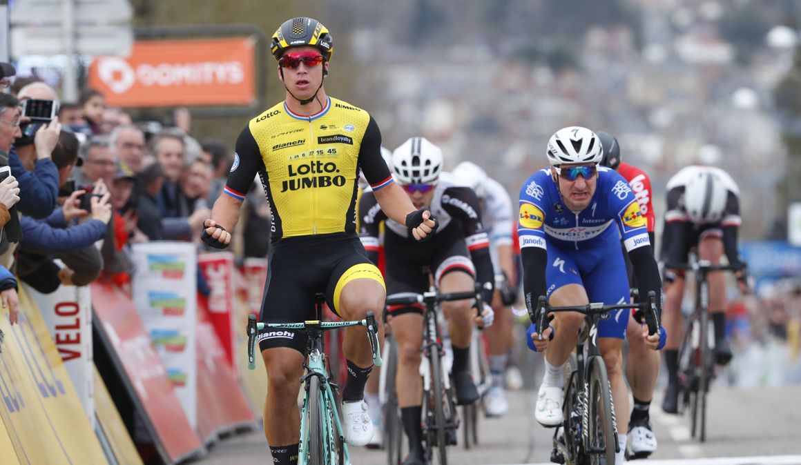 Groenewegen impone su potencia en la París-Niza
