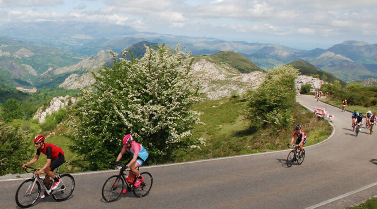El 9 de junio se celebrará la Lagos de Covadonga Ride by Movistar 2018