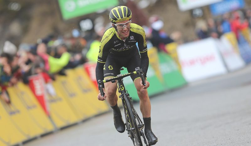 Simon Yates, etapa y liderato en la París-Niza