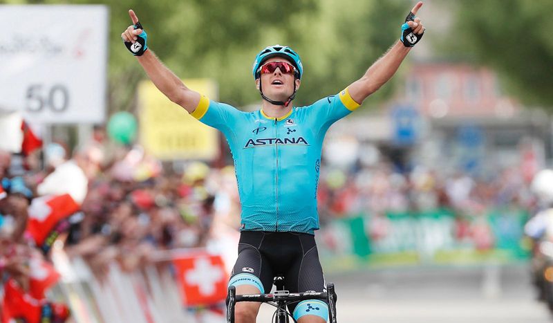 Fuglsang se impone en Sion tras una jornada donde Roglic resiste los ataque de Bernal