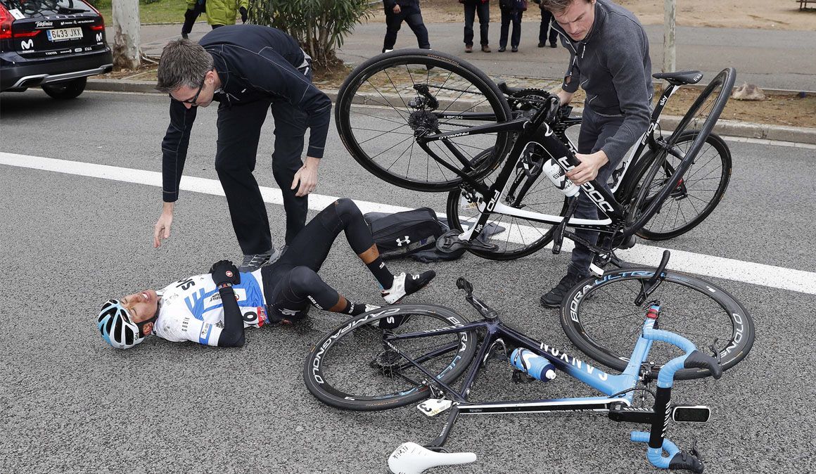Egan Bernal sufre fractura de clavícula