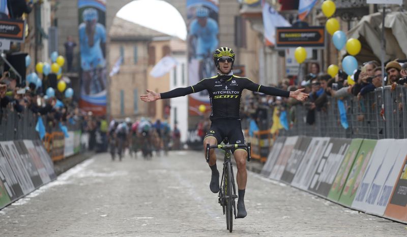 Michal Kwiatkowski, nuevo líder de la Tirreno-Adriático