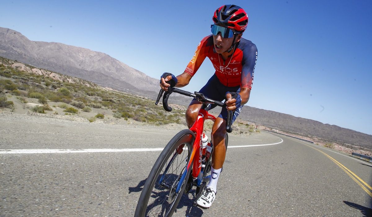 Egan Bernal durante la pasada Vuelta a San Juan 2023