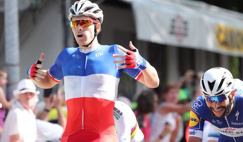 Arnaud Démare, el más rápido en el sprint de Bellinzona