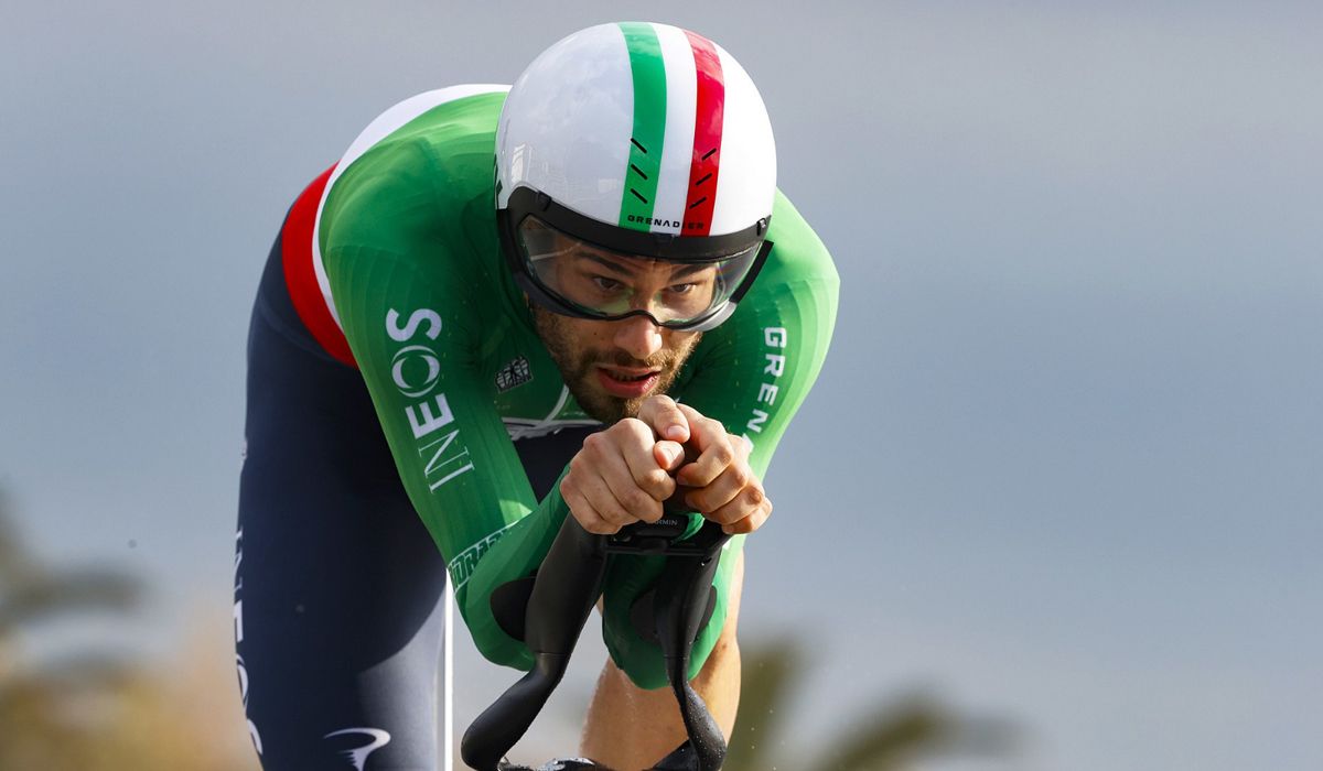 Filippo Ganna impone su autoridad contrarreloj para iniciar de líder la Tirreno Adriático