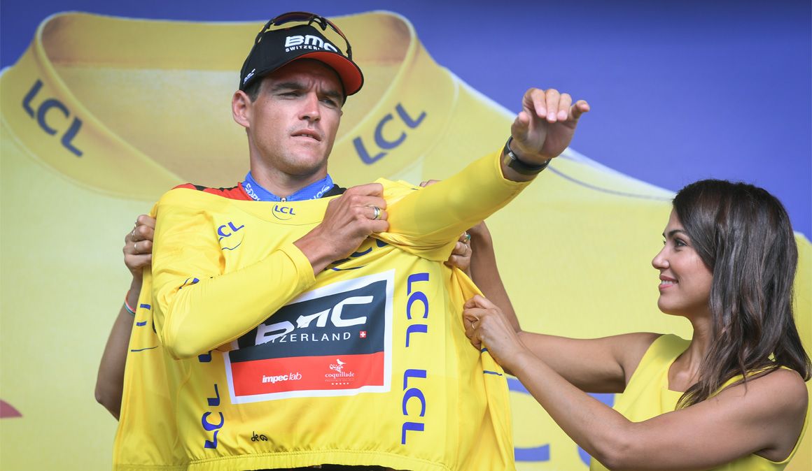 BMC gana la contrarreloj por equipos y viste de amarillo a Van Avermaet