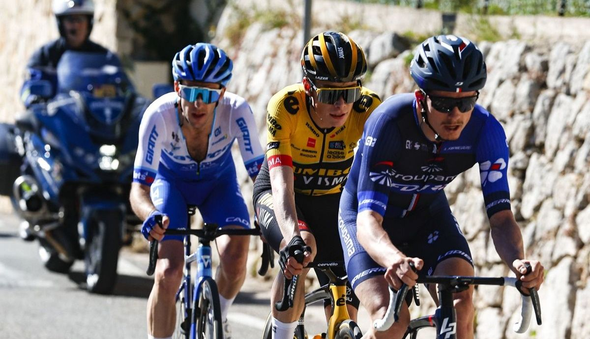 Gaurdu, Vingegaard y Yates, fuertes, pero derrotados por el monstruo Pogacar Gaurdu, Vingegaard y Yates, fuertes, pero derrotados por el monstruo Pogacar