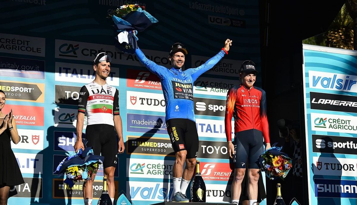 Primoz Roglic estuvo escoltado por Almeida y Teo Geoghegan Hart Primoz Roglic estuvo escoltado por Almeida y Teo Geoghegan Hart