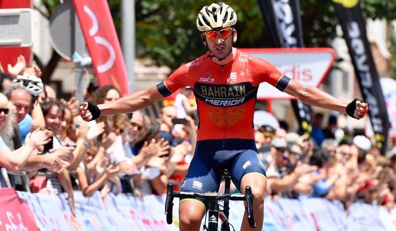 … Y Gorka Izagirre se colgó el oro en el descenso del Desierto de las Palmas