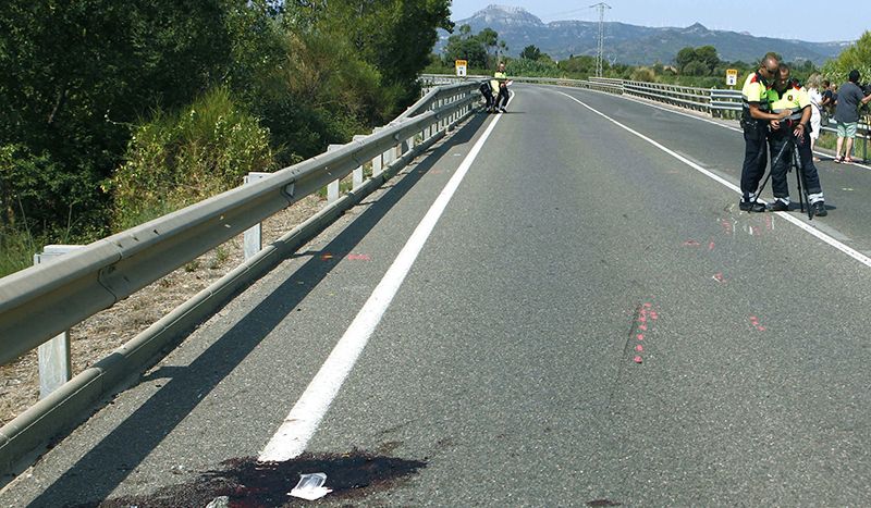 Mueren dos ciclistas en Tarragona, arrollados por un conductor que da positivo en drogas