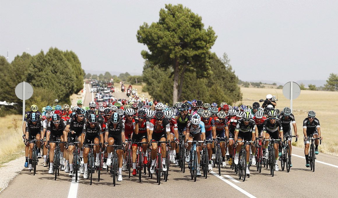 Los equipos van confirmando sus ciclistas para la Vuelta a España 2018 