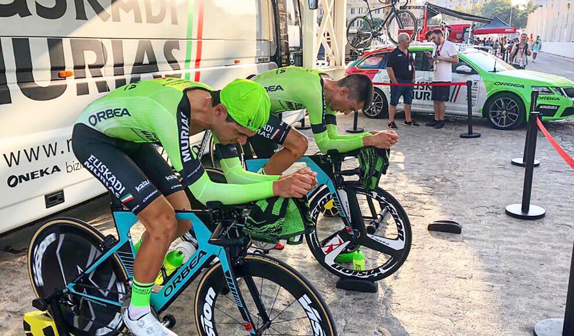 Los equipos modestos buscan visibilidad y sueñan con una etapa en la Vuelta