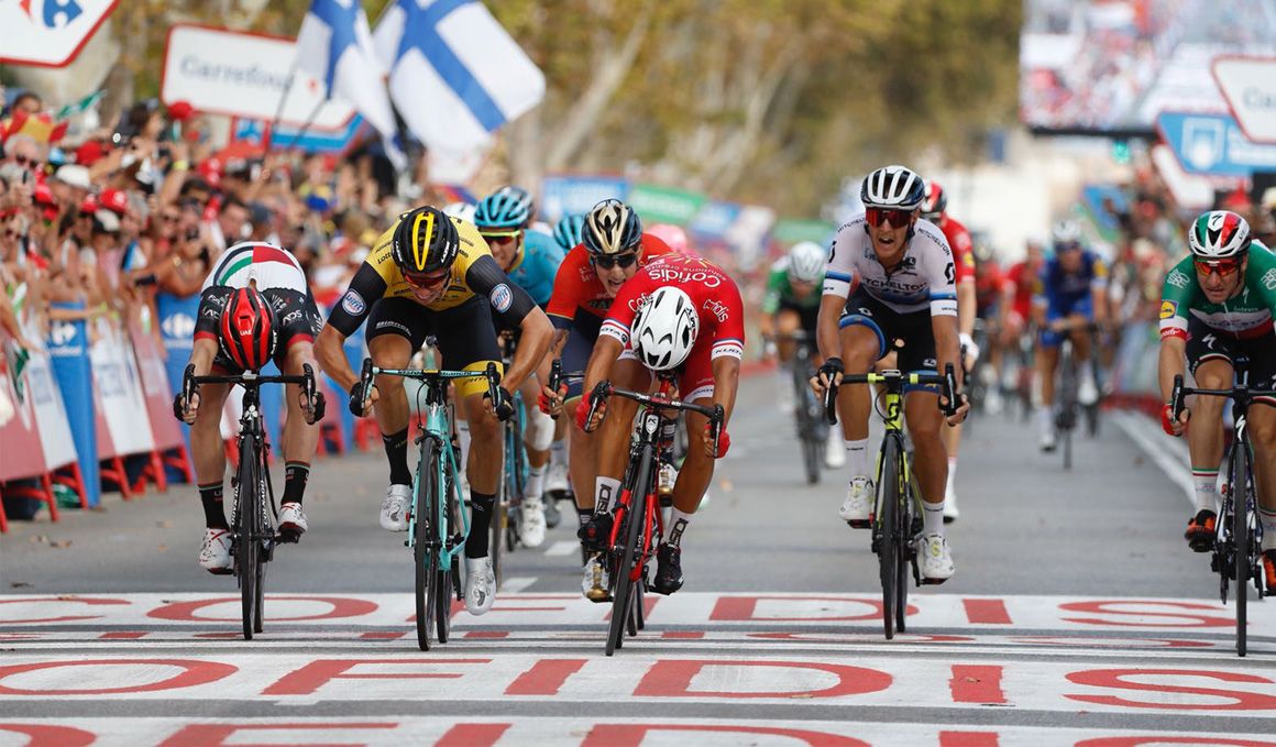 Bouhanni gana una etapa trampa para Pinot y Kerlderman