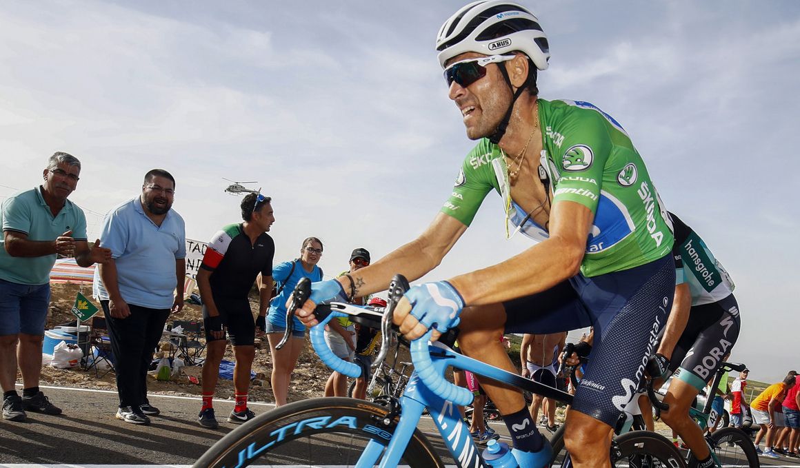 Alejandro Valverde, en los últimos kilómetros de la subida a la estación invernal de La Covatilla. 