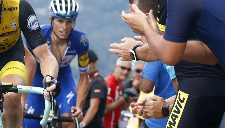 Enric Mas, en la subida a Les Praeres. 