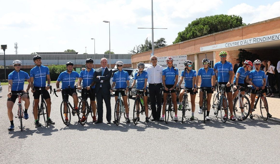 Hyundai amplía su servicio gratuito de coche de apoyo a peñas y clubs ciclistas