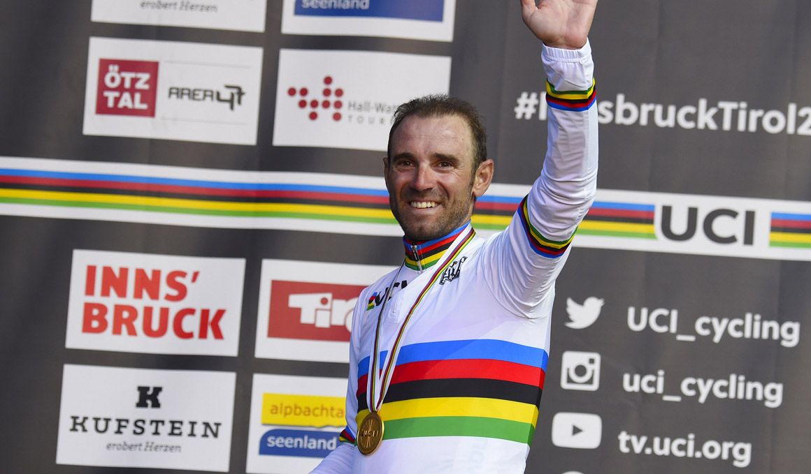 Valverde estrena el arco iris afianzado como líder del UCI World Ranking