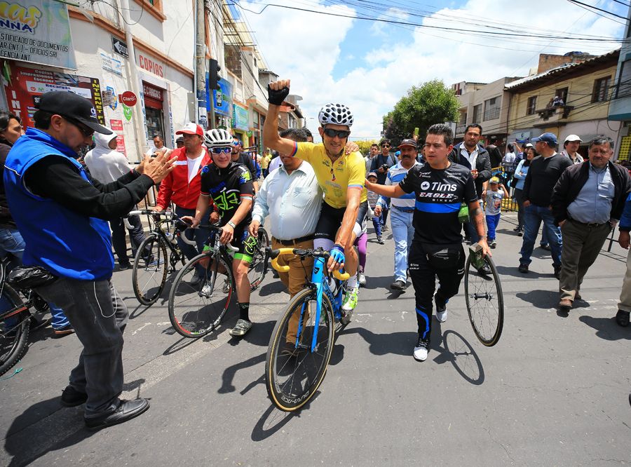 Óscar Sevilla, ganador final de la Vuelta a Ecuador 