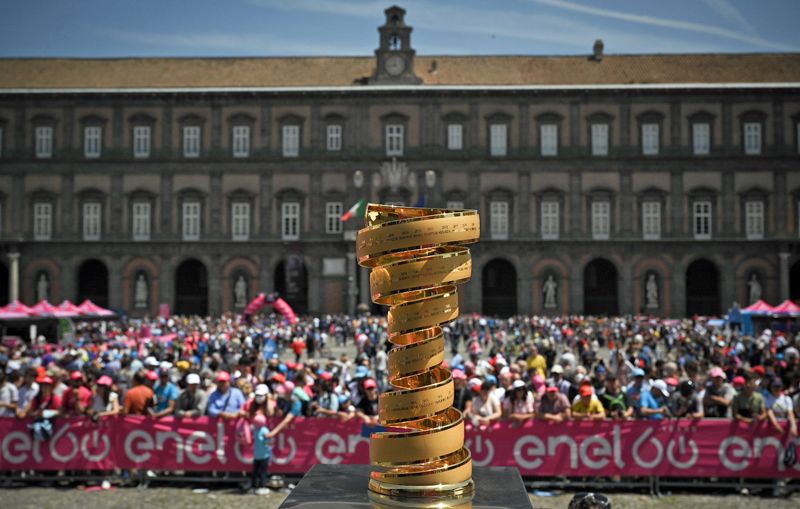 Trofeo Senza Fine Trofeo Senza Fine