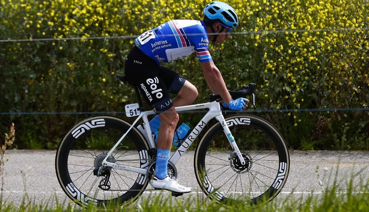 Lorenzo Fortunato (Eolo Kometa) supo mantener la calma para certificar su triunfo en la Vuelta a Asturias 2023 Lorenzo Fortunato (Eolo Kometa) supo mantener la calma para certificar su triunfo en la Vuelta a Asturias 2023