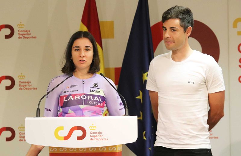 Laura Rodríguez y Sebastián Mora Laura Rodríguez y Sebastián Mora