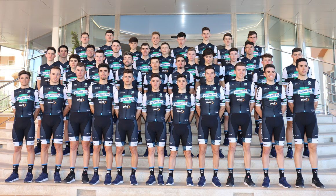 Puesta de largo del Kometa Cycling Team