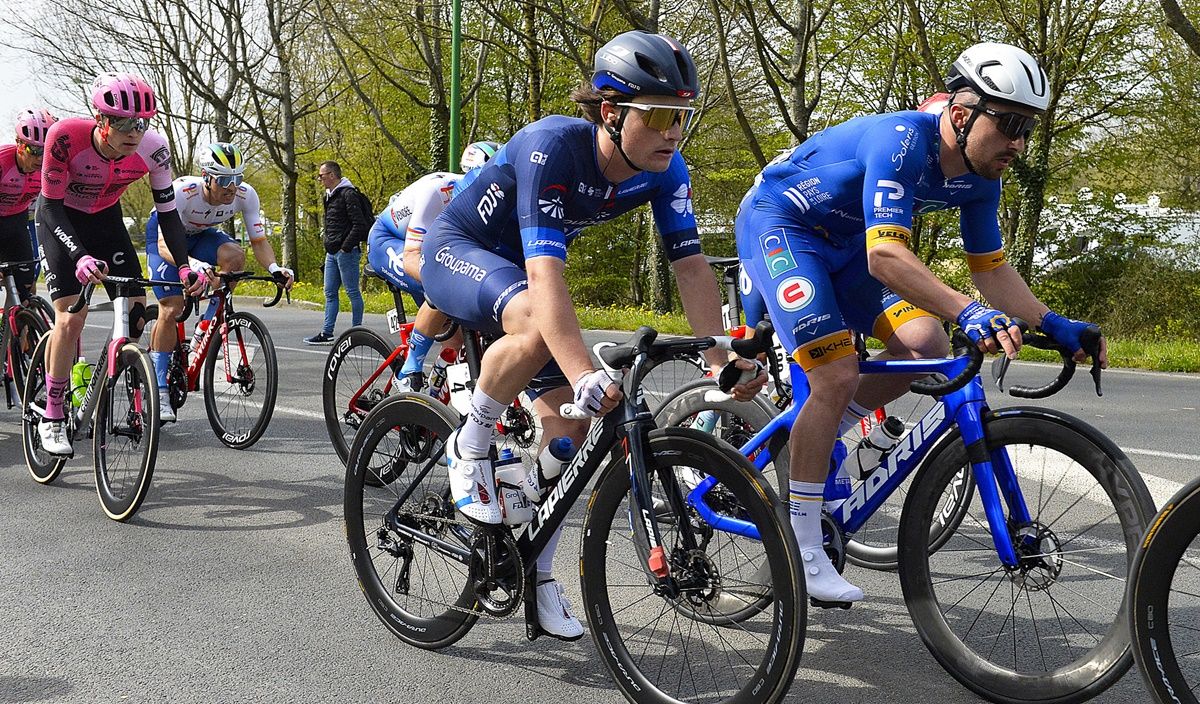 Victoria de Paul Penhoët (Groupama FDJ) en el Tour de Finisterre