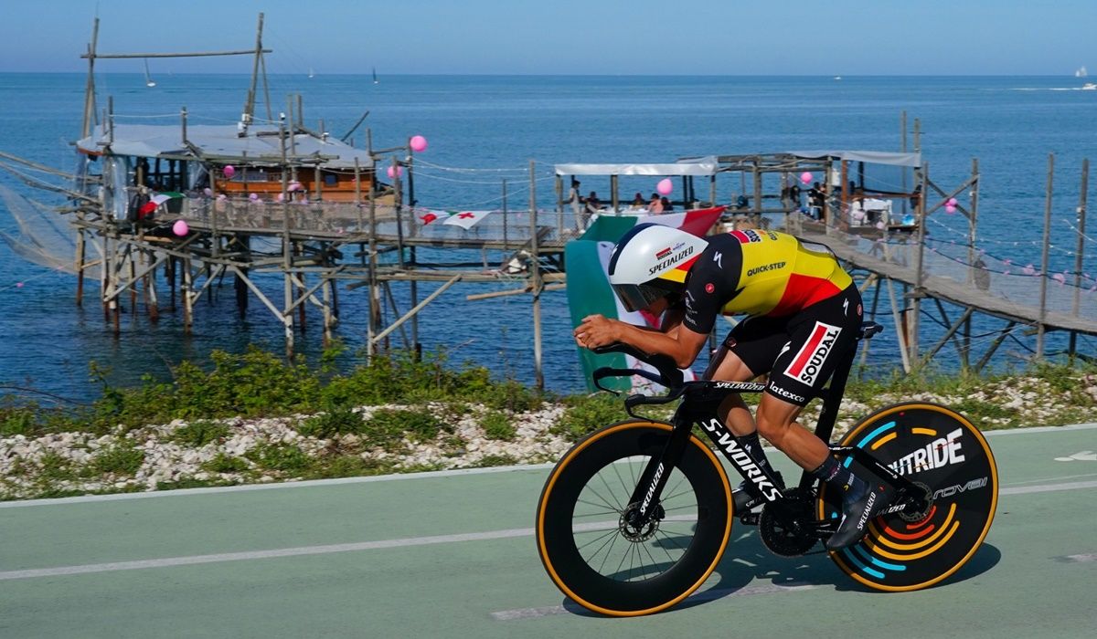 Remco Evenepoel (Soudal Quick Step) quiere repetir lo logrado en la etapa inaugural del Giro de Italia 2023