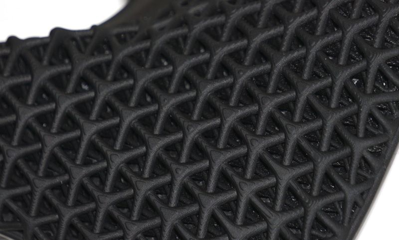 Sillín Selle San Marco Shortfit 2.0 3D Carbon FX (6)