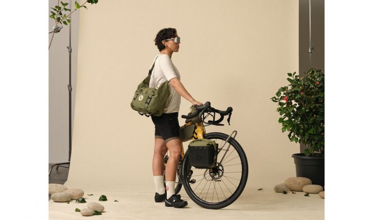 fjaellraeven y specialized handlebar rolltop 7 1200x690 fjaellraeven y specialized handlebar rolltop 7 1200x690