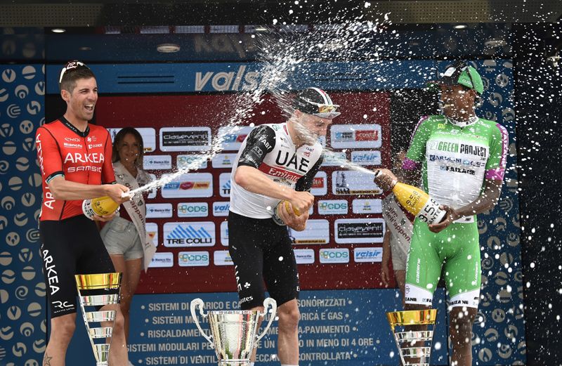 Podio Giro de los Apeninos