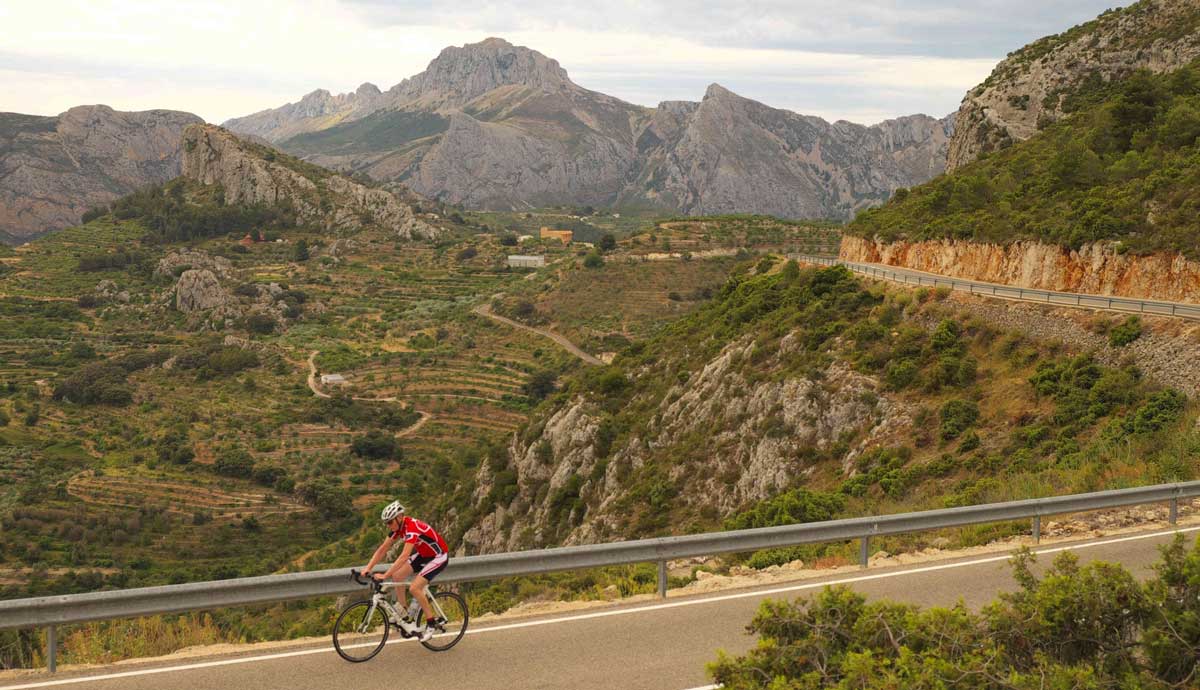 Benidorm, el paraíso de los profesionales... para todos los amantes del ciclismo