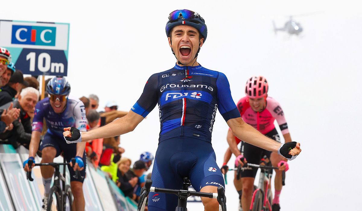 El Mont Ventoux consagra a Lenny Martinez