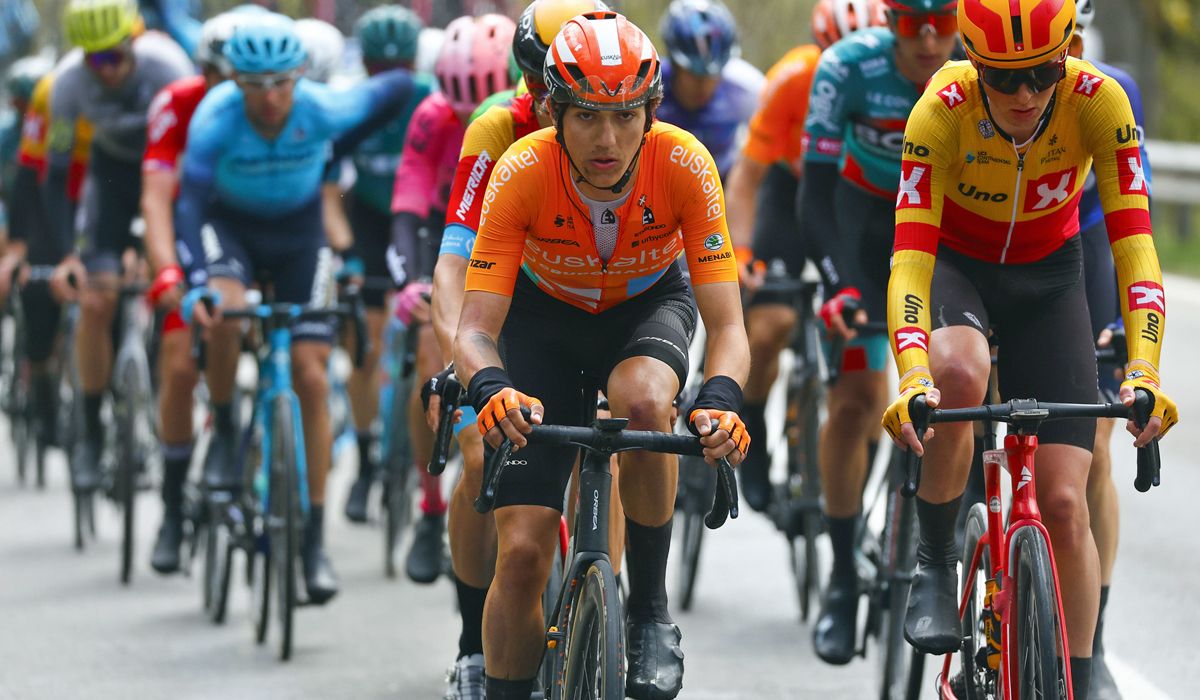 Enekoitz Azparren en una imagen del Tour de los Alpes. Foto Luca Bettini   Sprint Cycling Agency