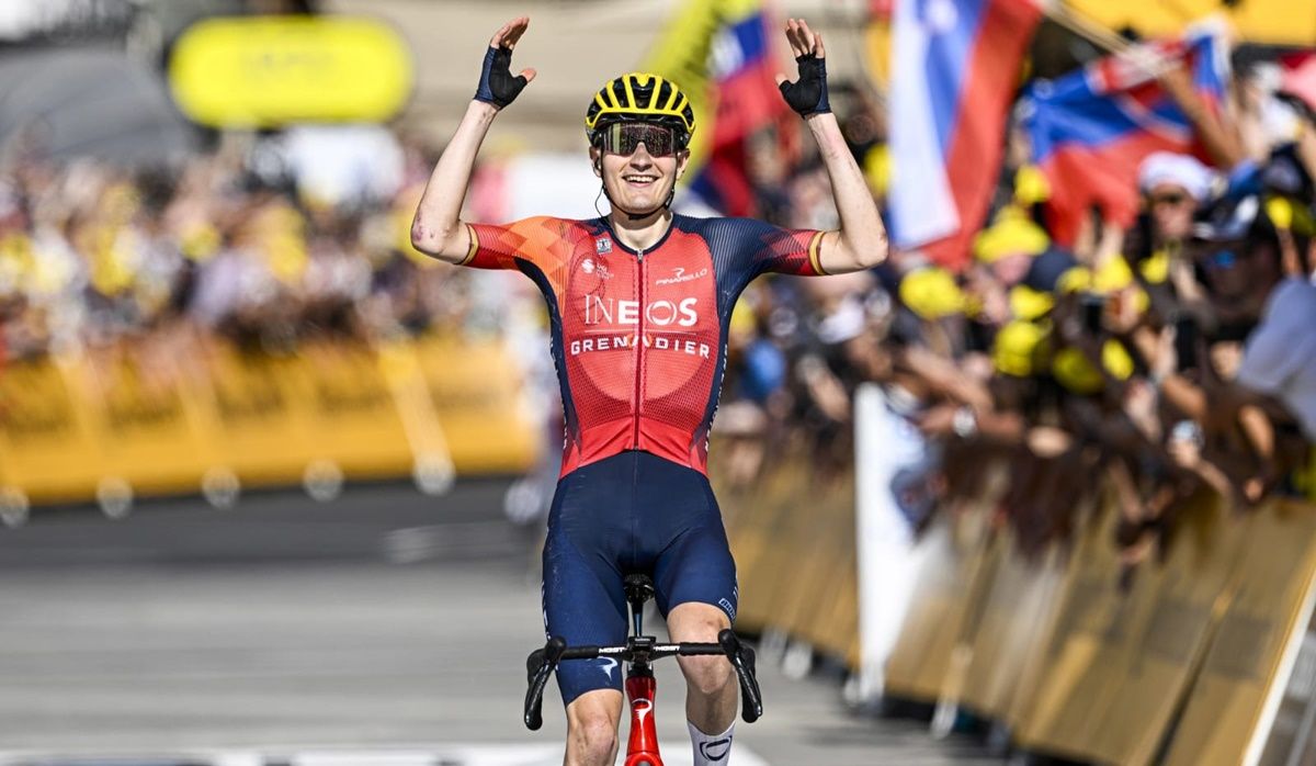Carlos Rodríguez (INEOS Grenadiers) vivió el mejor día de su carrera profesional camino de Morzine