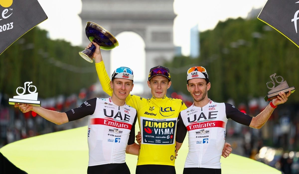 Así lució este domingo el podio del Tour de Francia 2023