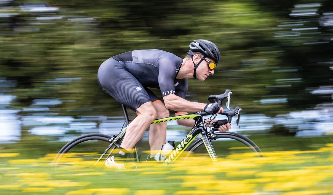 Sportful presenta su mono de competición Bodyfit Pro Bomber 111