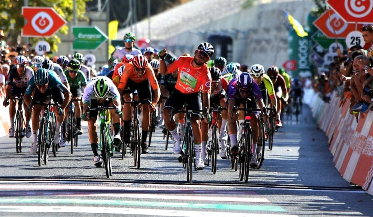 Leangel Linarez se impone en la 2ª etapa en línea de la Volta a Portugal por delante de Miguel Ángel Fernández y Daniel Babor