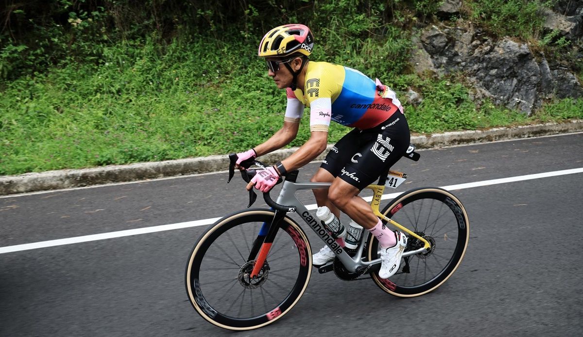 Richard Carapaz no supera la caída del Tour y se pierde la Vuelta